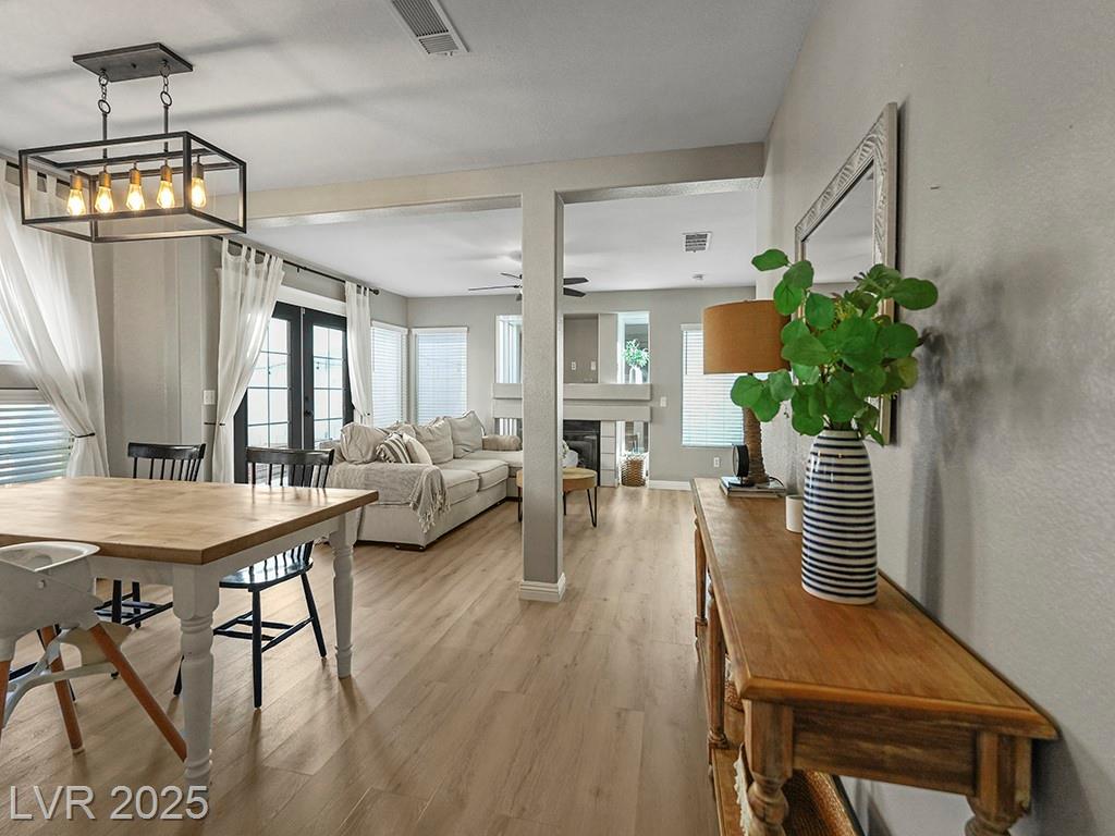 لاس وگاس ،۳۷۰ متر بنای ویلایی ،۳ خواب ، مناسب اخذ اقامت