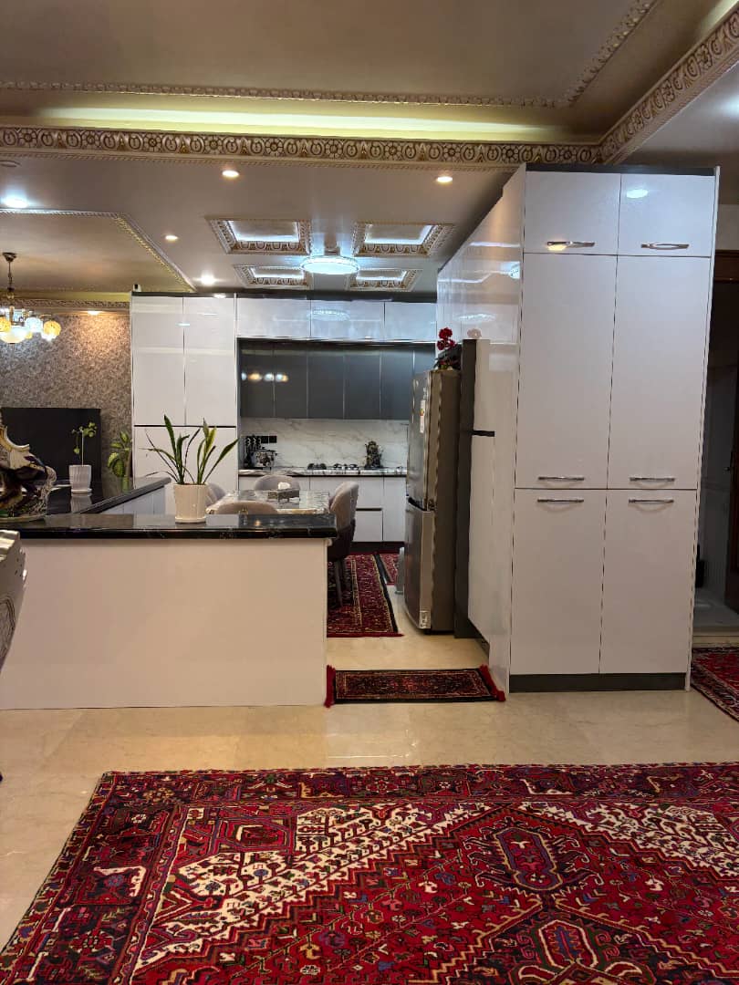 پنت‌هاوس ۱۷۲ متری لوکس در سازمان برنامه شمالی؛ زندگی لاکچری در طبقه پنجم