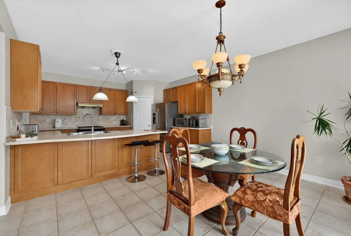 خانه‌ای لوکس در ریچموند هیل؛ ۴ خواب + دن با طراحی مدرن