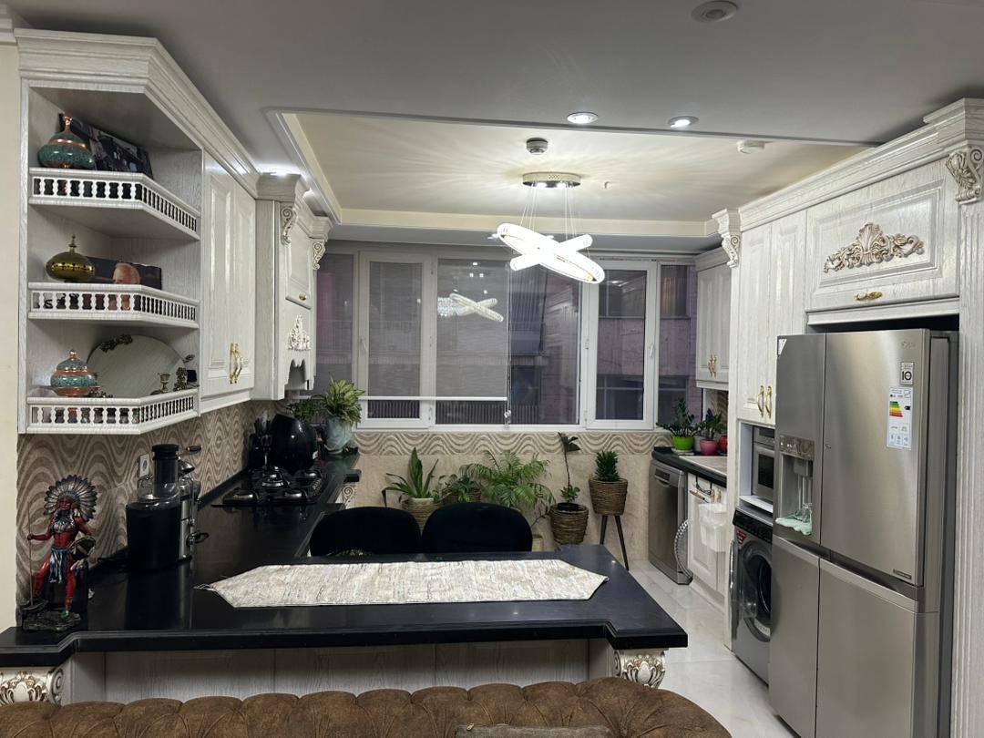 آپارتمان ۳ خوابه ۱۱۸ متری در پل امیربهادر؛ فرصت طلایی خرید در طبقه دوم