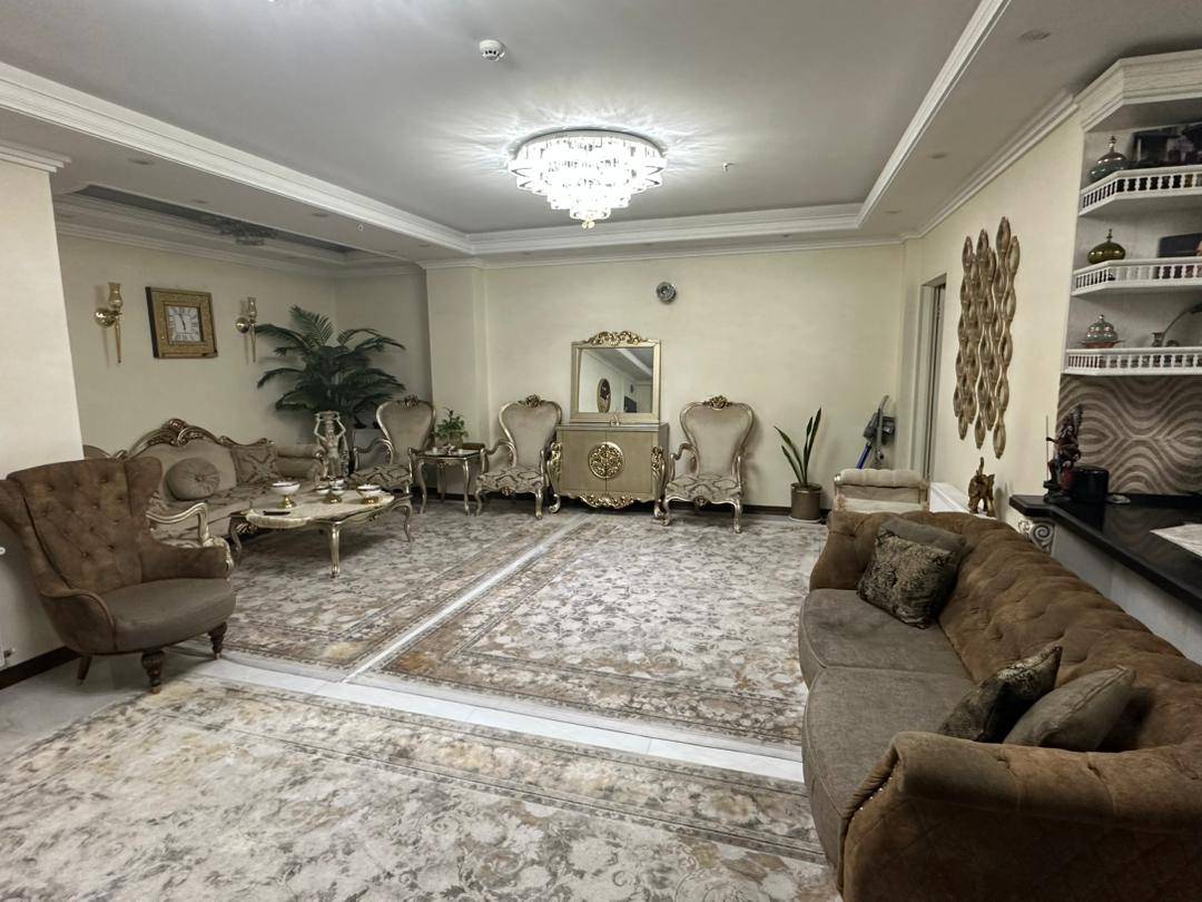 آپارتمان ۳ خوابه ۱۱۸ متری در پل امیربهادر؛ فرصت طلایی خرید در طبقه دوم